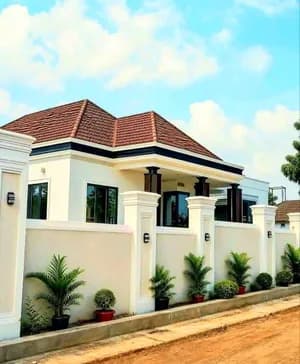 310 Sqm Villa for Sale in Summit