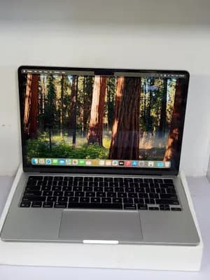 MacBook Air M4