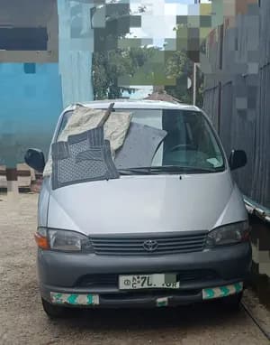 Toyota Hiace Dolphin