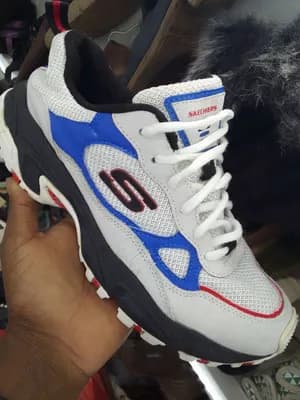 Skechers Sneakers Size 39