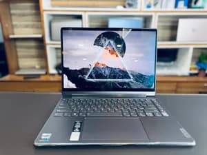 Lenovo Yoga 9i i7 16GB 1TB