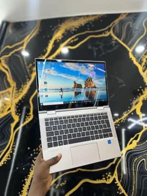 HP EliteBook x360 830 G8