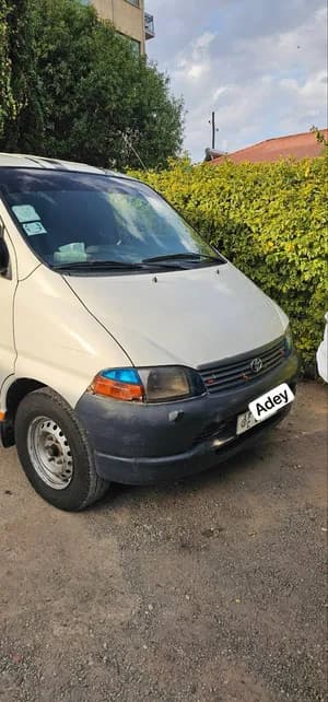 Toyota D4D Dolphin Van 2006