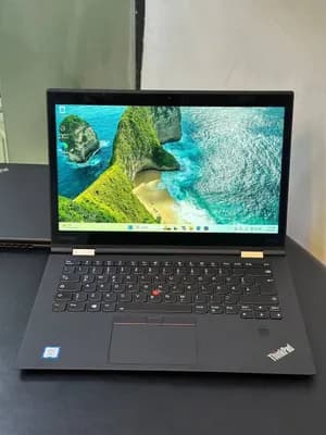 Lenovo ThinkPad X1 Yoga i5 7th Gen
