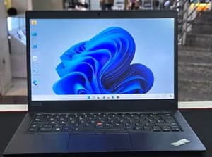 Lenovo ThinkPad X13 i7 16GB 512GB