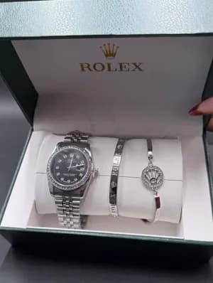 Silver Color Watch with Bracelets Gift Set