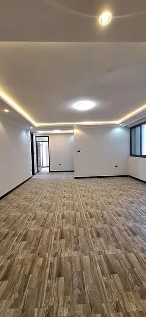 40/60 Condominium 3 Bedroom Ayat