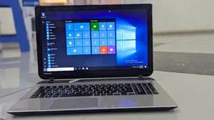 Toshiba C55 Intel Core i3 Laptop