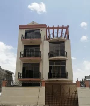 አያት የሚሸጥ ቤት 150 ካሬ