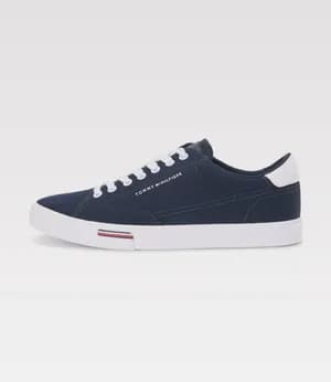 Tommy Hilfiger Canvas