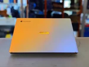 Asus Chromebook 12.1 inch 4GB RAM 32GB
