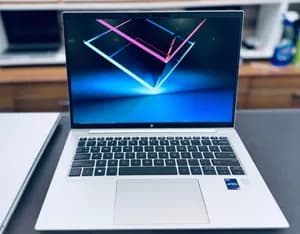 HP EliteBook 840 G10 i7 16GB 512GB