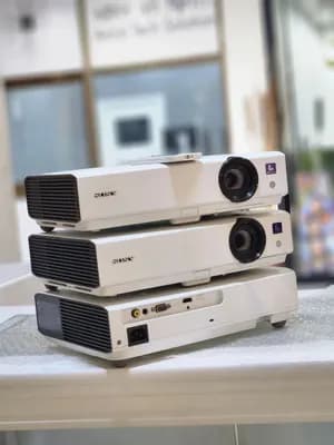 Sony VPL-DX102 Projector