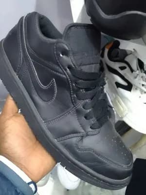 Nike Black Sneaker Size 42