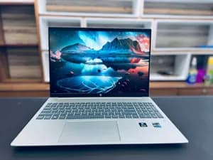 HP Elitebook 12th Gen i7 Laptop