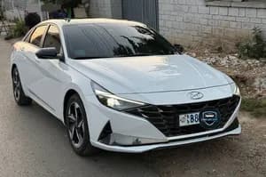 Hyundai Avante Hybrid 2021