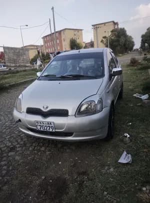 Toyota Vitz 2001 1.0L