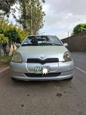 Toyota Vitz 2001 1.0L