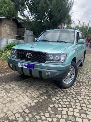 Toyota Land Cruiser 105 2006