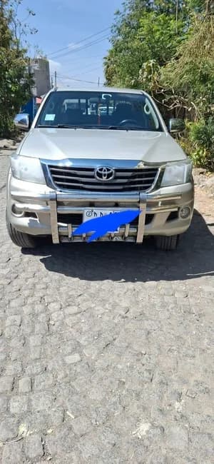 Toyota Hilux 2014