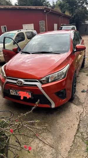 Toyota Yaris 2015 Automatic Sedan