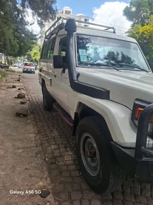 Toyota Landcruiser Long Base Diesel 2006