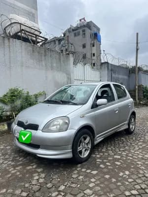 Toyota vitz 2001