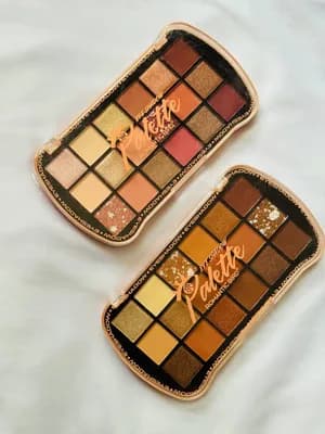 Eyeshadow palette