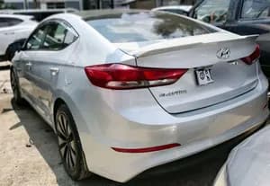 Hyundai Elantra 2017