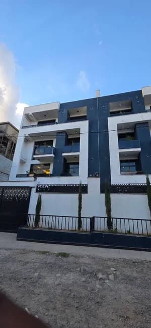 250 ካሬ G+4