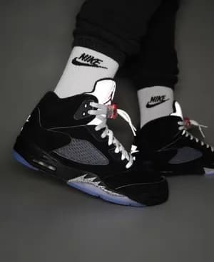 Air Jordan 5 Retro OG Black Metallic