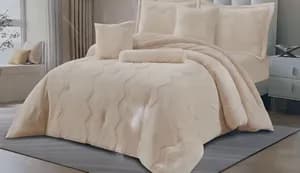 Seven Pcs Comforter set