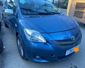 Toyota Yaris Sedan 2010