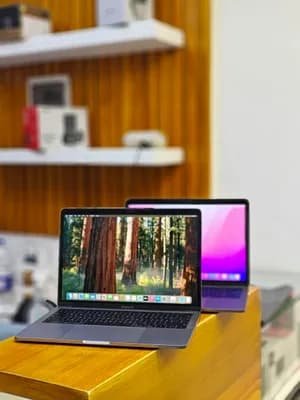 MacBook Pro (2019, 13.3 inch)
