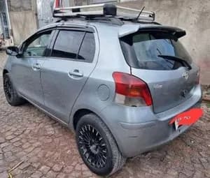 YARIS COMPACT