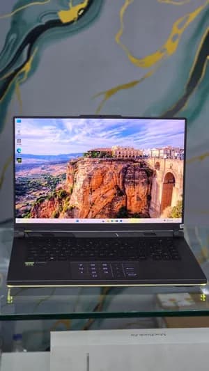 ASUS ROG Strix G61 i9 RTX 4070