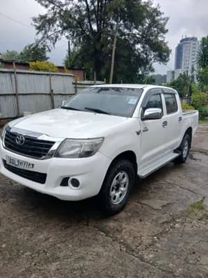 Toyota Hilux Double Cab 2011