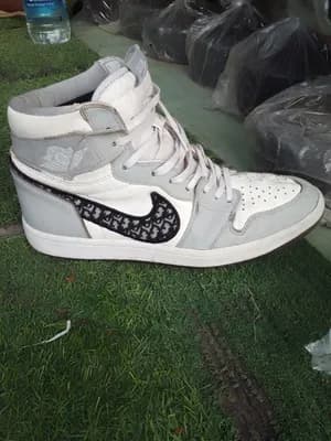 Grey High-Top Sneakers Size 43