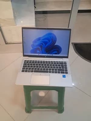 HP EliteBook 840 G8 i7 16GB