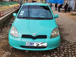 Toyota Vitz 2001 1.0L