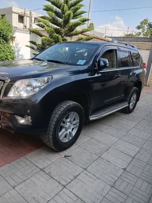 Toyota Land Cruiser Prado 2012