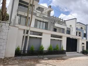 325 Sqm House Near Mines Ministry