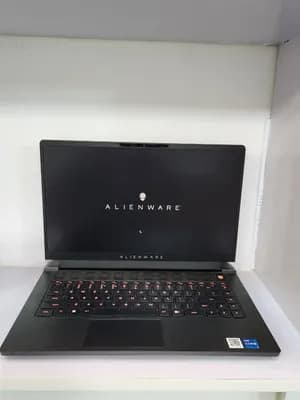 ALIENWARE M15 R7