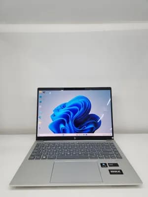 HP Pavilion Plus 14 Ultra 7 Laptop