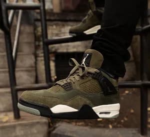 Jordan 4 Retro