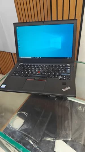 Lenovo ThinkPad X270 Laptop