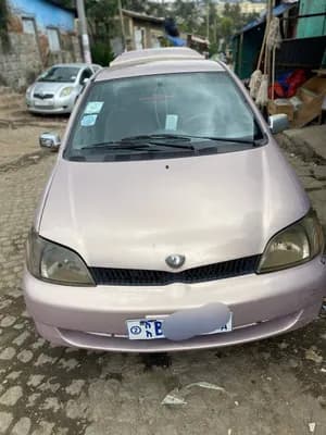 Toyota Platz 2001 Automatic