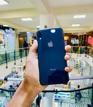 iPhone XR 64GB