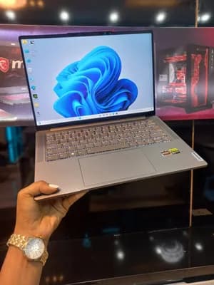 Lenovo Yoga Pro 7 Ryzen 7 RTX 3050