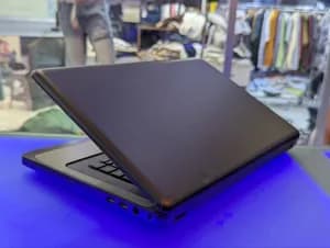 hp probook 4GB RAM 500GB HDD 14inch